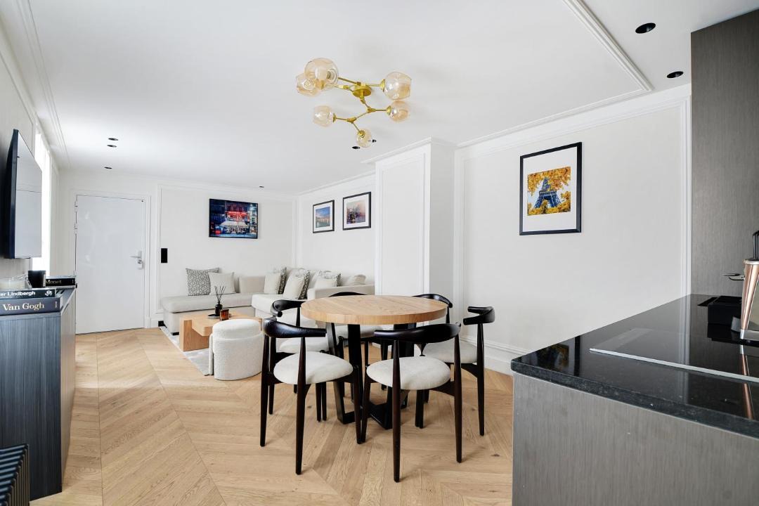 Photo of Livingroom in Saint-Germain-des-Pres