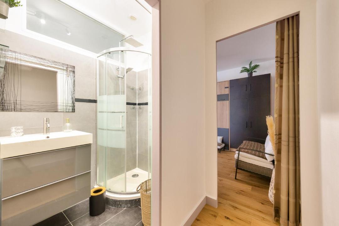 Photo of Bathroom in Malakoff
