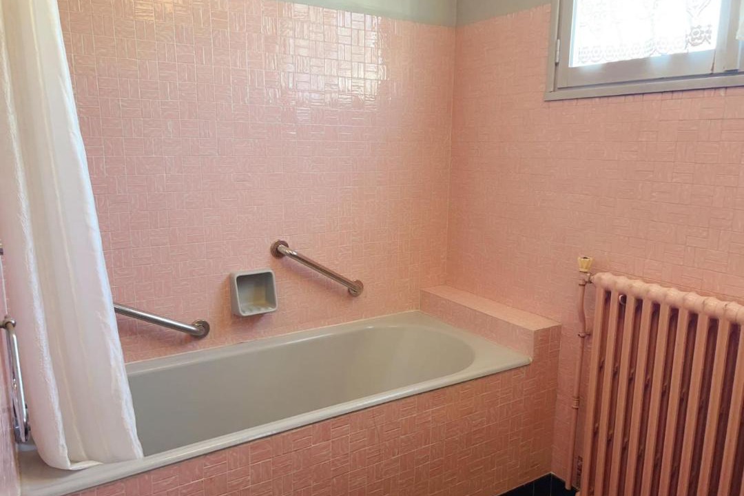 Photo of Bathroom in Bondy