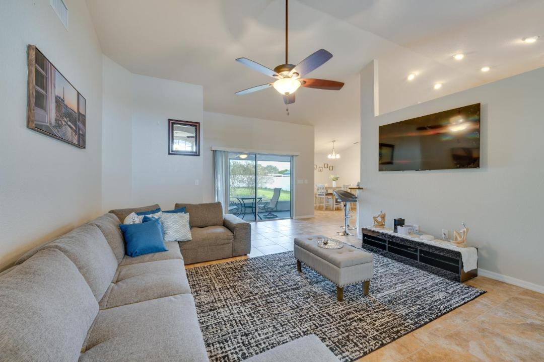 Photo of Livingroom in Davenport