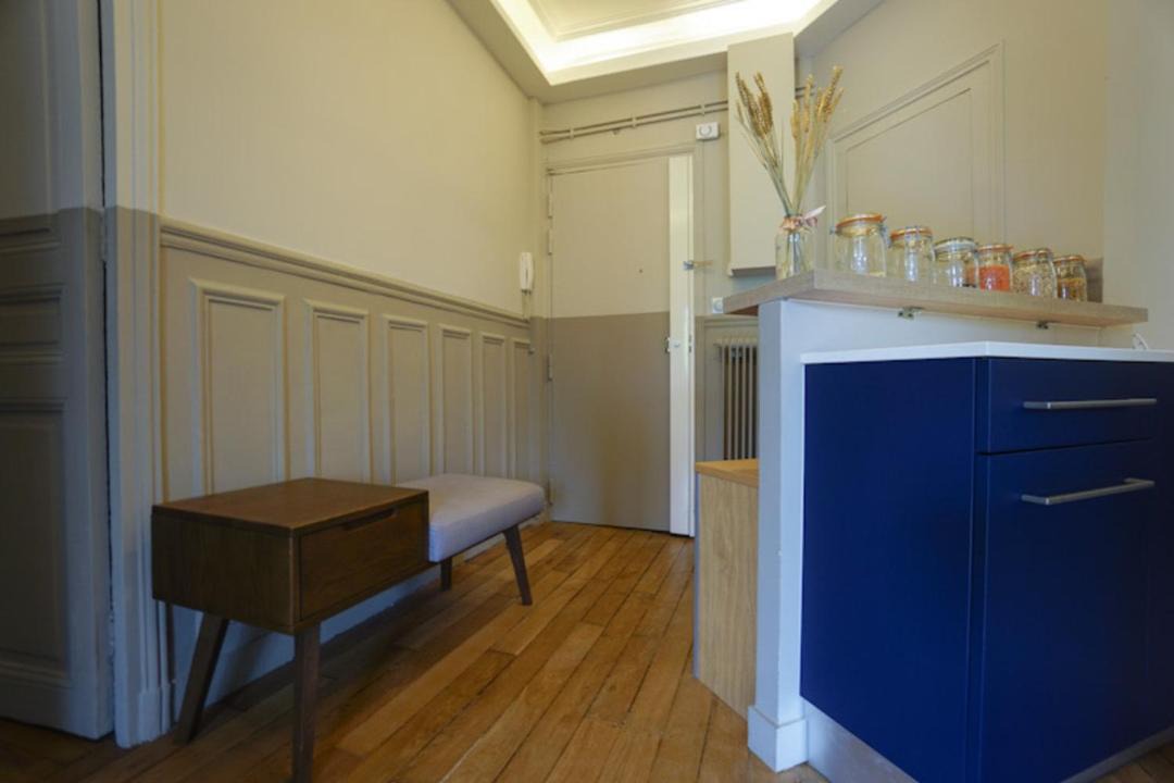 Photo of Kitchen in Quartier de la Folie-Mericourt