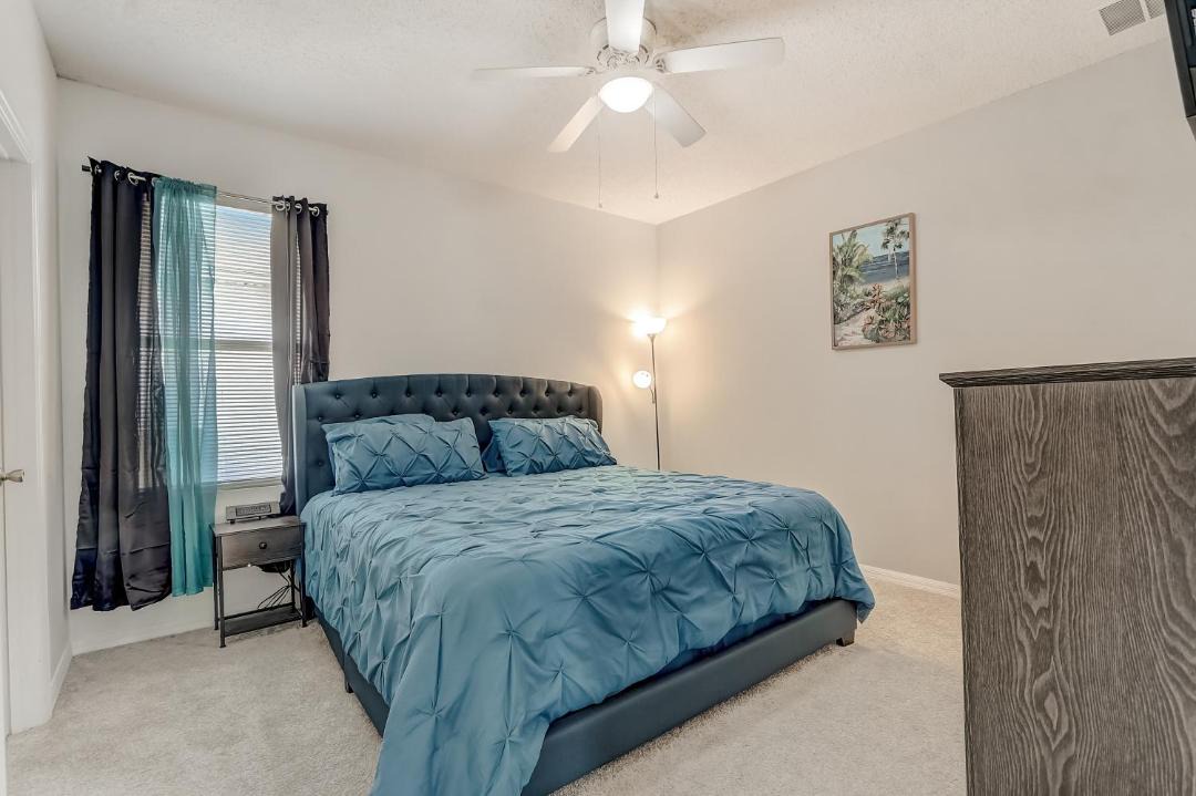 Photo of Bedroom in Sunset Ridge