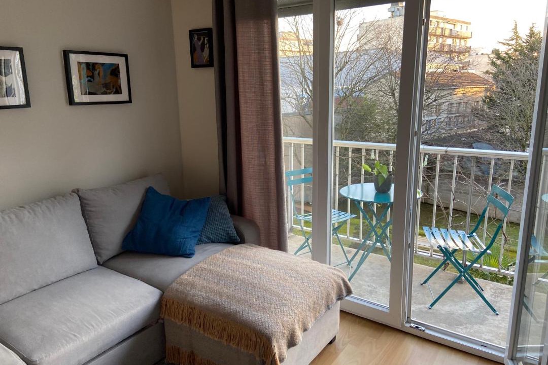 Photo of Livingroom in Suresnes