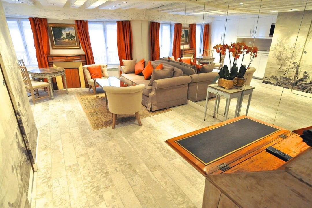 Photo of Livingroom in Sorbonne