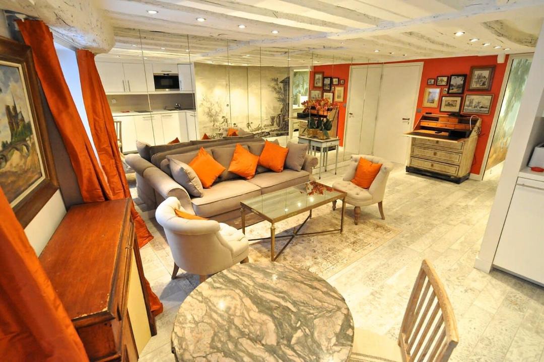 Photo of Livingroom in Sorbonne