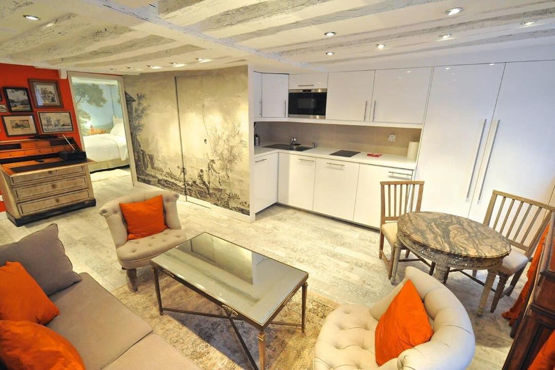 Photo of Livingroom in Sorbonne
