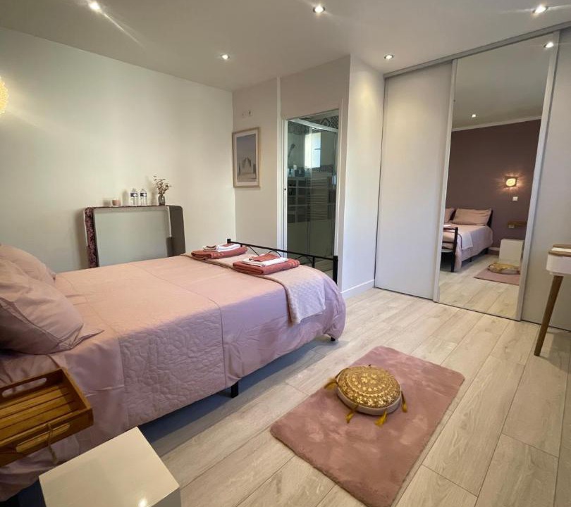 Photo of Bedroom in Tremblay-en-France