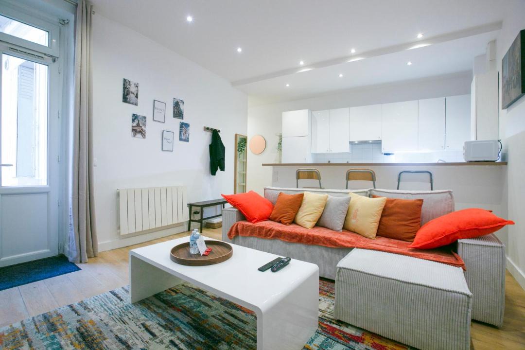 Photo of Livingroom in Quartier de la Salpetriere