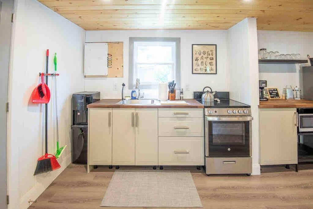 Photo of Kitchen in Fenelon Falls