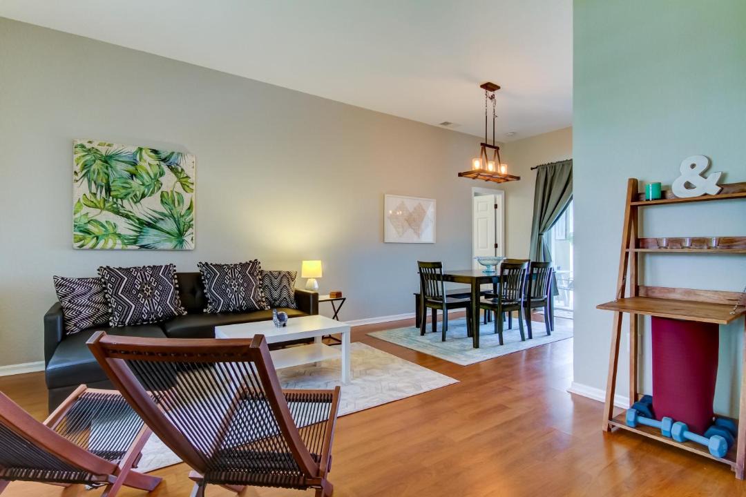 Photo of Livingroom in Apollo Beach