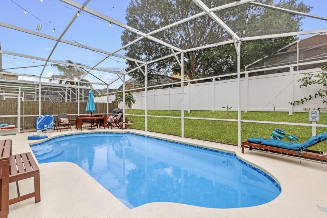 Photo of Outdoor in Lake Davenport Estates