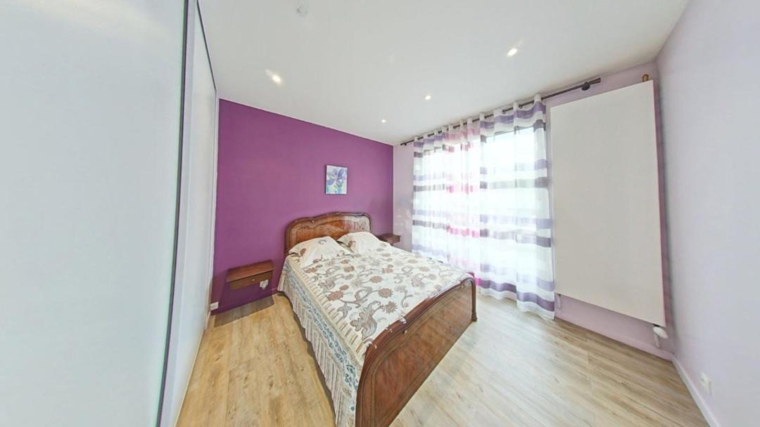 Photo of Bedroom in Le Blanc-Mesnil