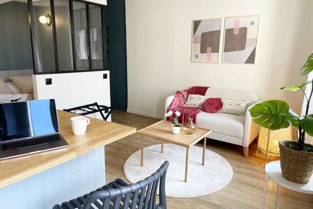 Photo of Livingroom in Suresnes