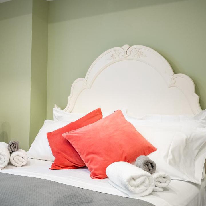 Photo of Bedroom in Cabbagetown South