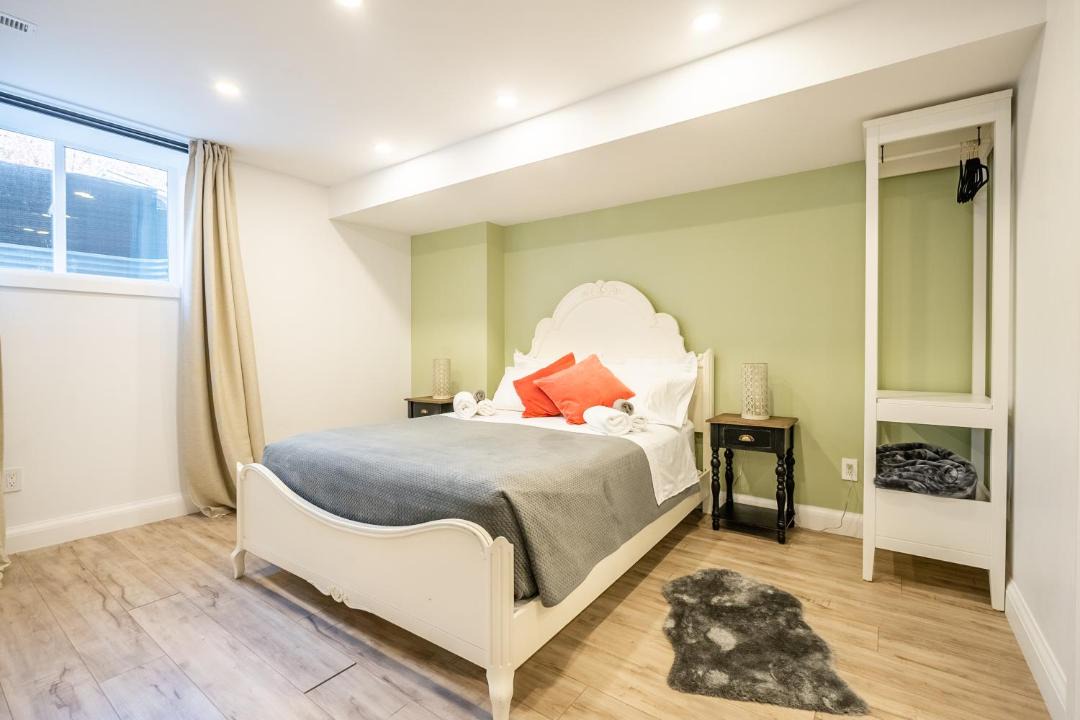 Photo of Bedroom in Cabbagetown South