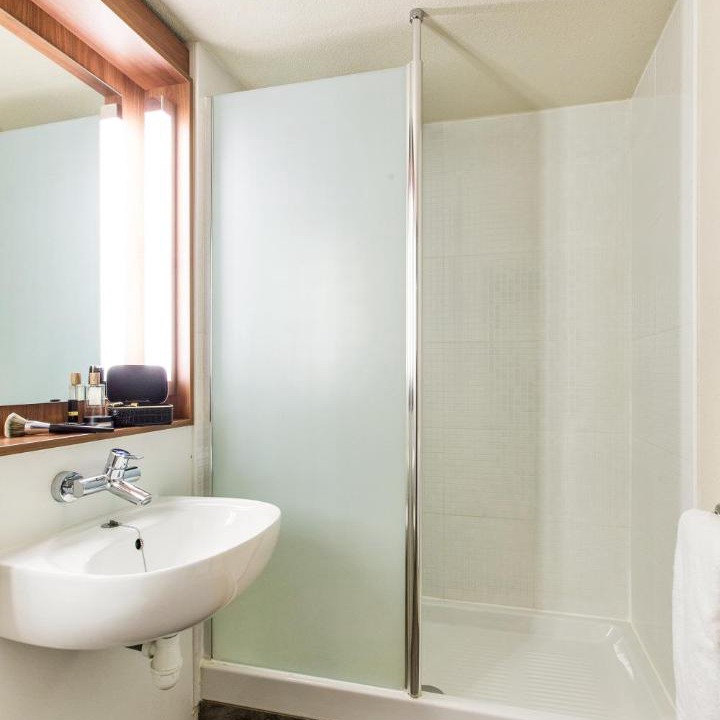 Photo of Bathroom in Pantin