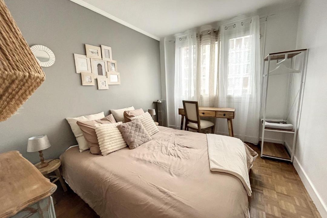 Photo of Bedroom in Epinay-sur-Seine