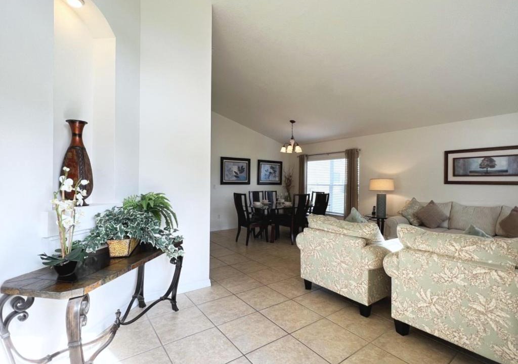 Photo of Livingroom in Veranda Palms