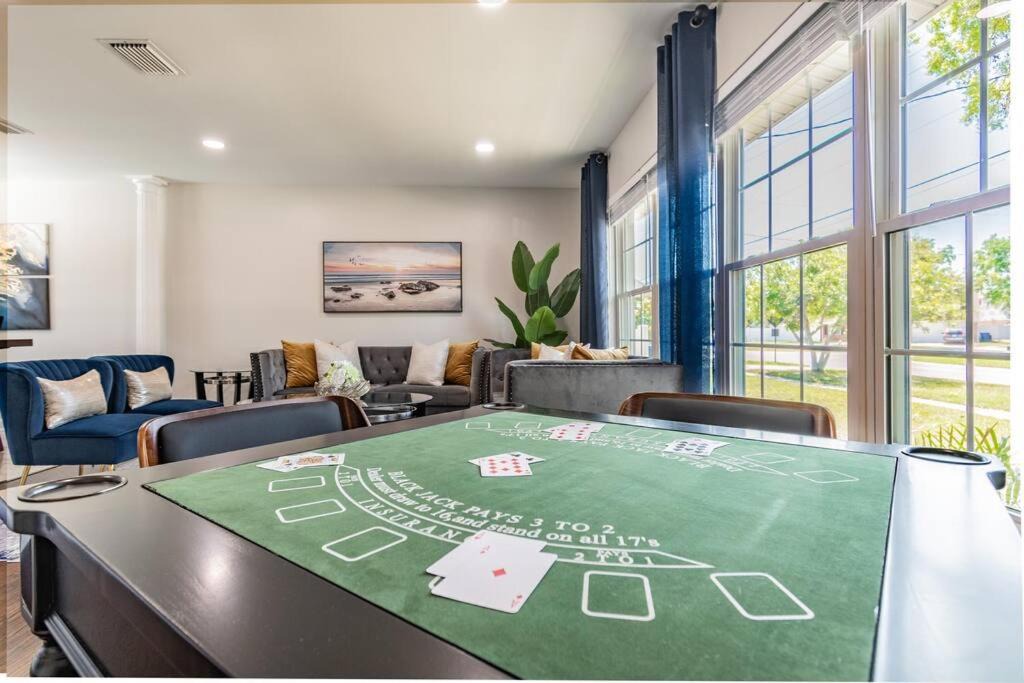 Photo of Livingroom in Bay Crest Park