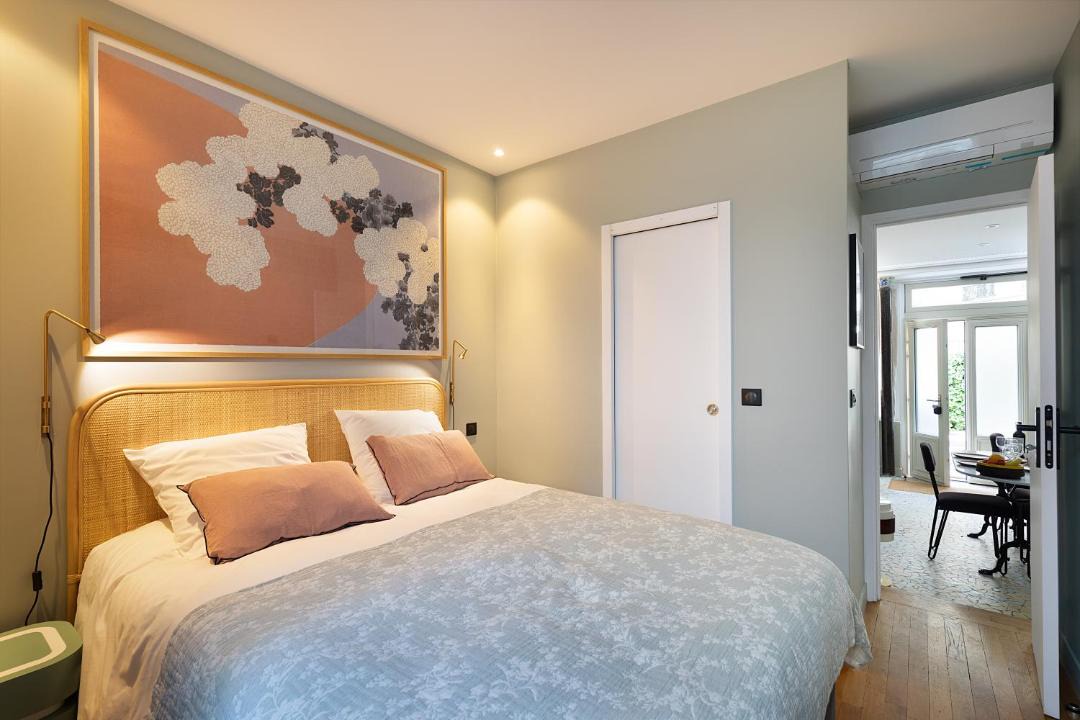Photo of Bedroom in Pere Lachaise