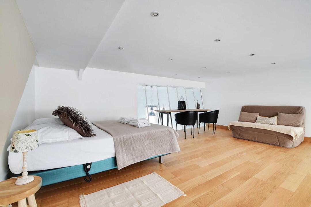 Photo of Livingroom in Pantin