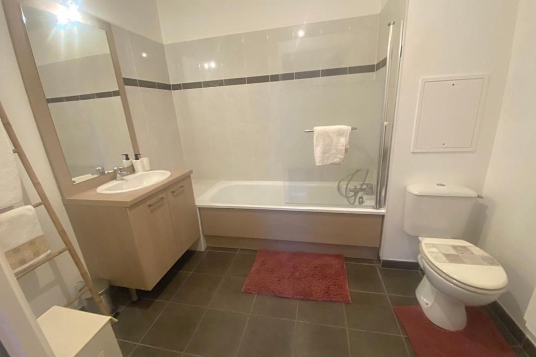 Photo of Bathroom in Epinay-sur-Seine