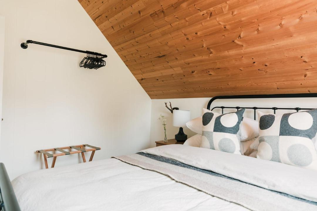 Photo of Bedroom in West Lake