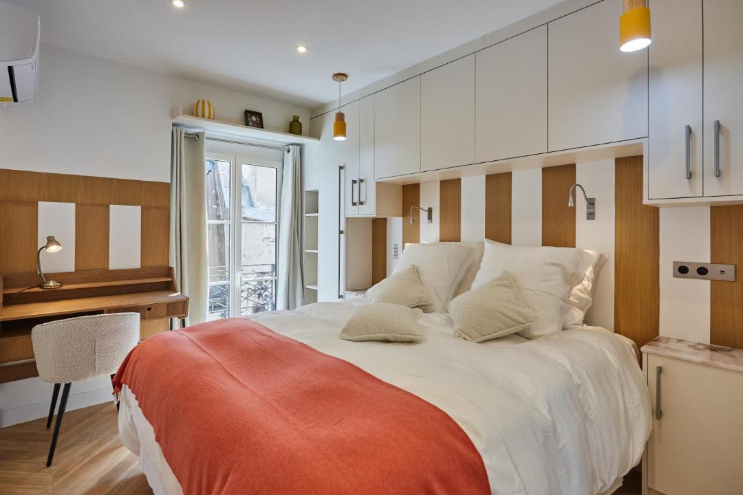 Photo of Bedroom in Saint-Germain-des-Pres