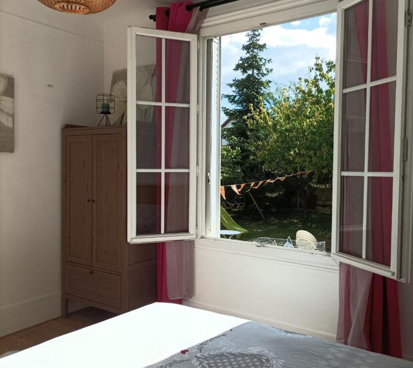 Photo of Bedroom in Thiais