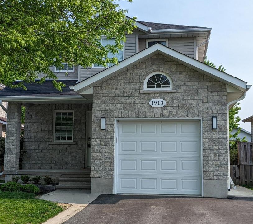 Photo of Buildings in Amherstview