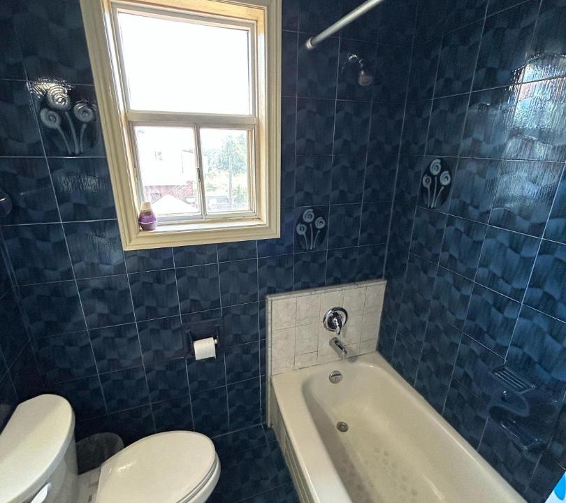 Photo of Bathroom in Oakwood Village