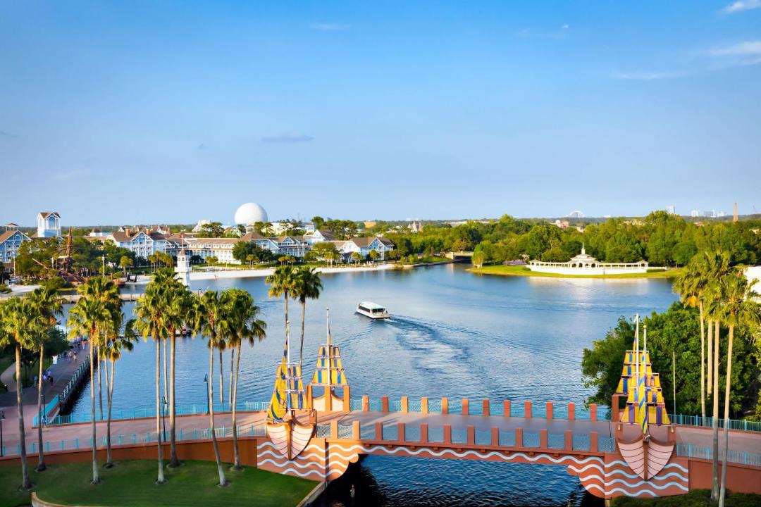 Photo of Others in Bay Lake