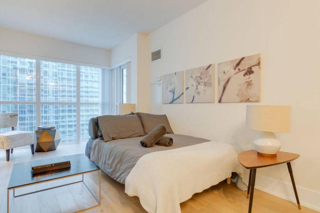 Photo of Bedroom in Toronto Entertainment District
