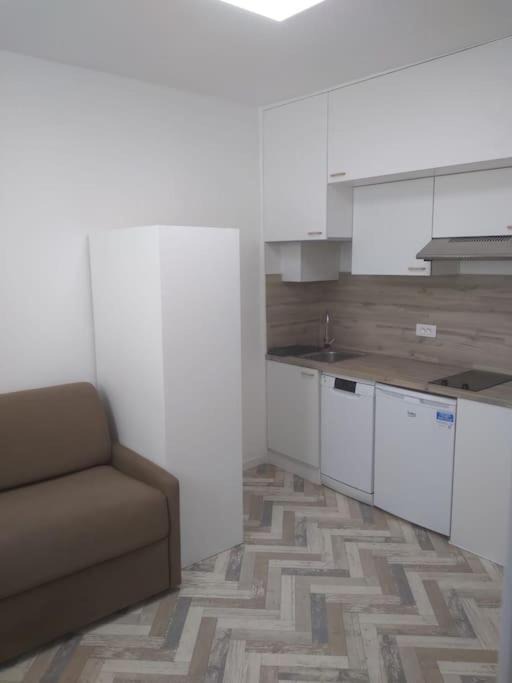 Photo of Livingroom in Louis Bertrand-Mirabeau-Semard