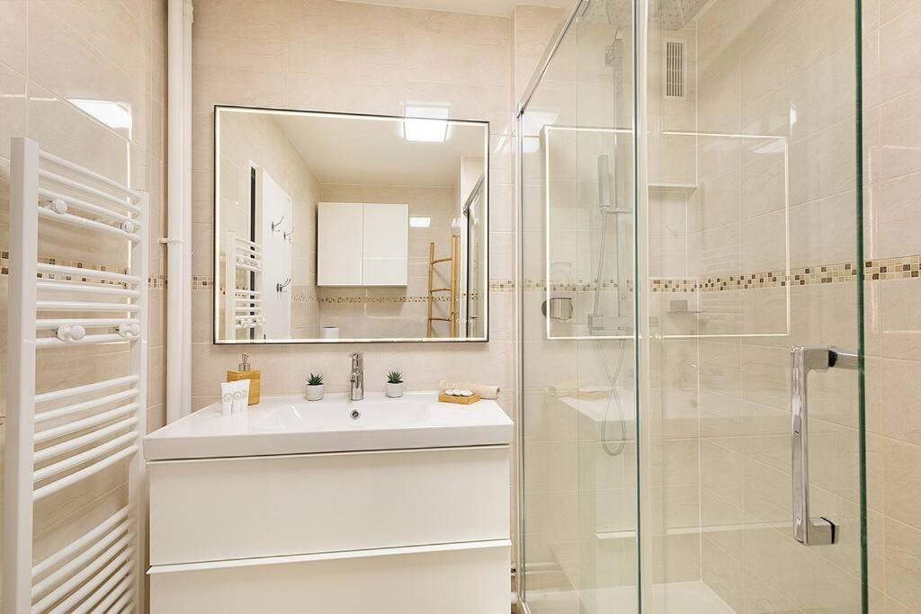 Photo of Bathroom in Neuilly-sur-Marne