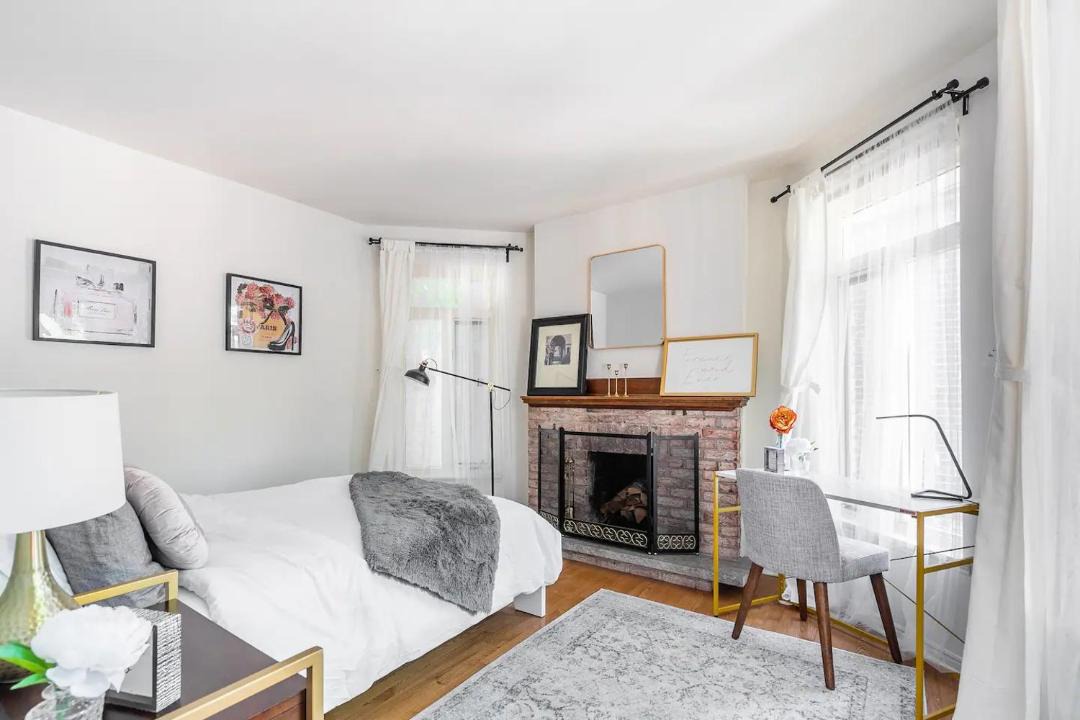 Photo of Bedroom in Garden District