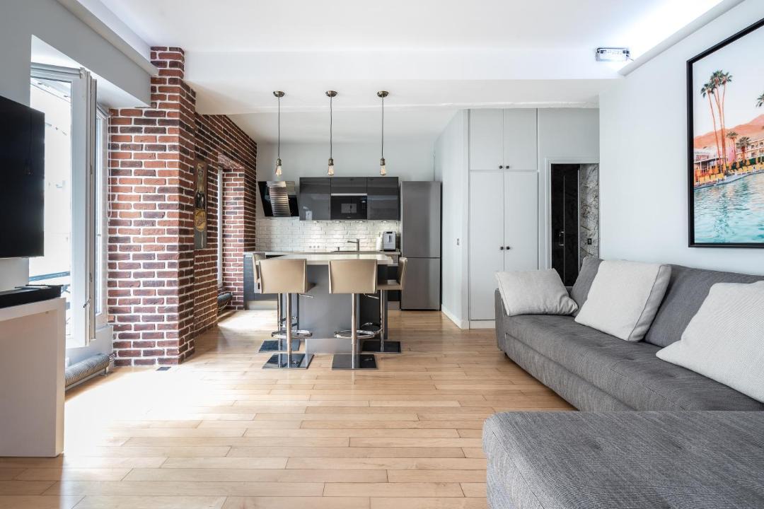 Photo of Livingroom in 9th Arrondissement