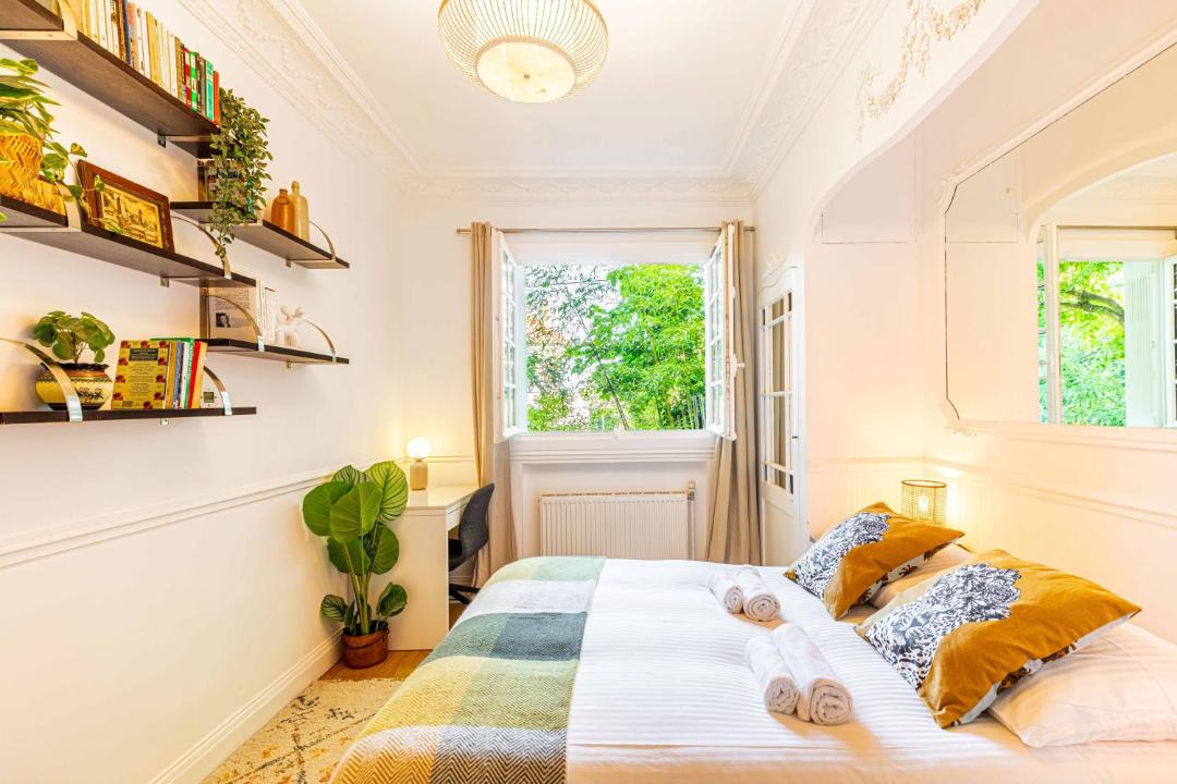 Photo of Bedroom in Meudon