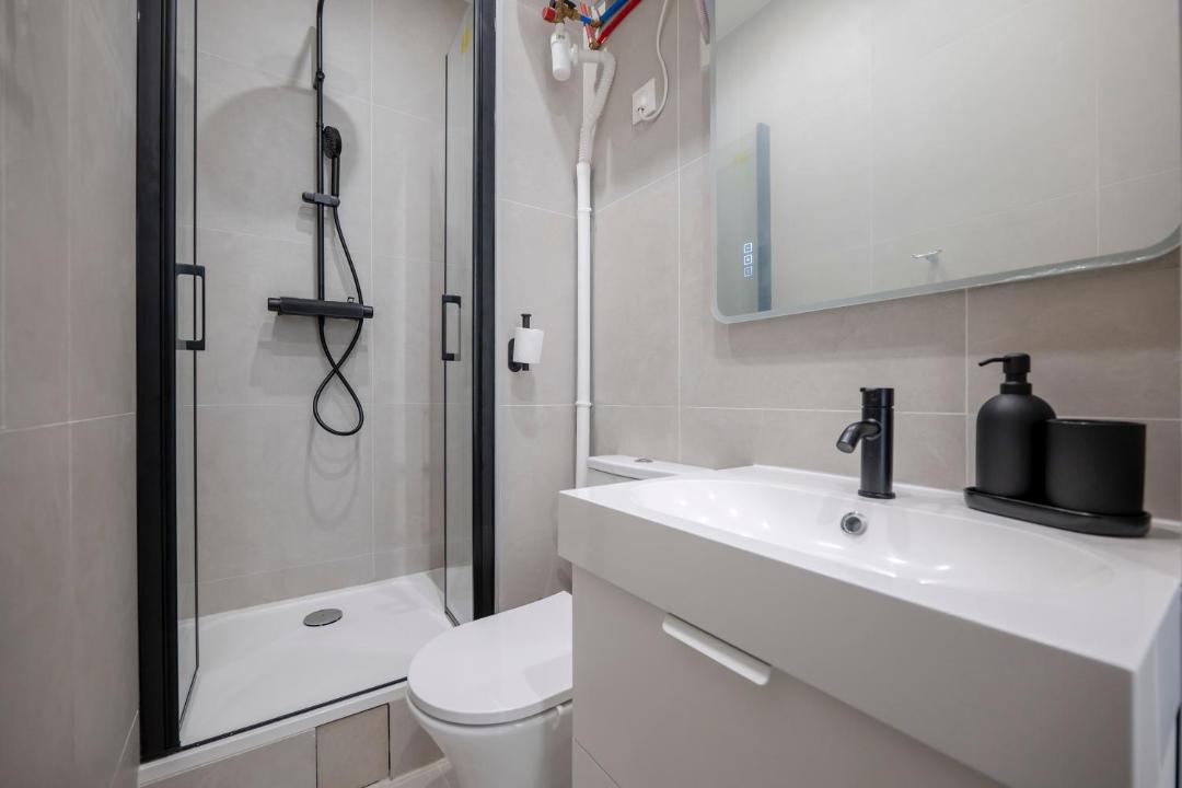 Photo of Bathroom in Montrouge