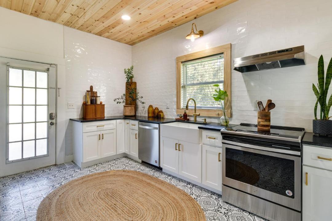 Photo of Kitchen in Winter Garden