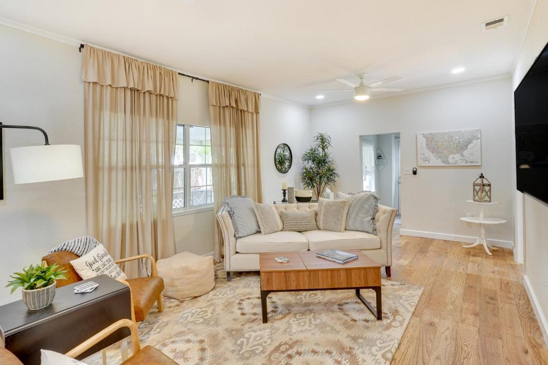 Photo of Livingroom in Lake Wales