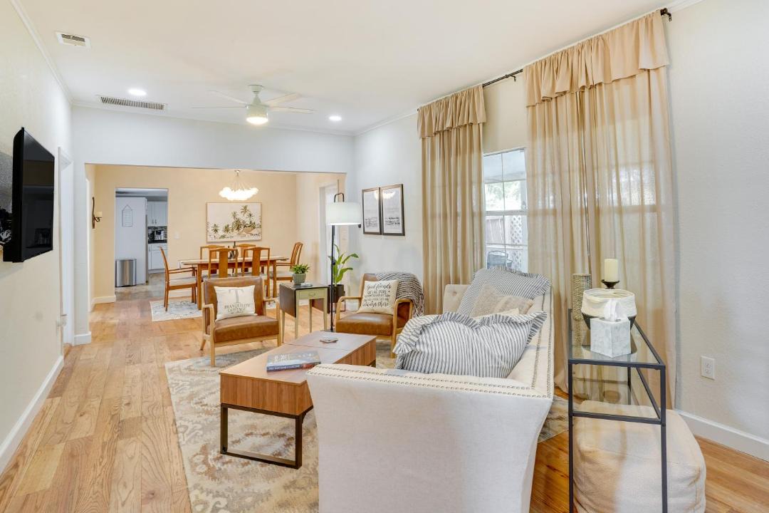 Photo of Livingroom in Lake Wales