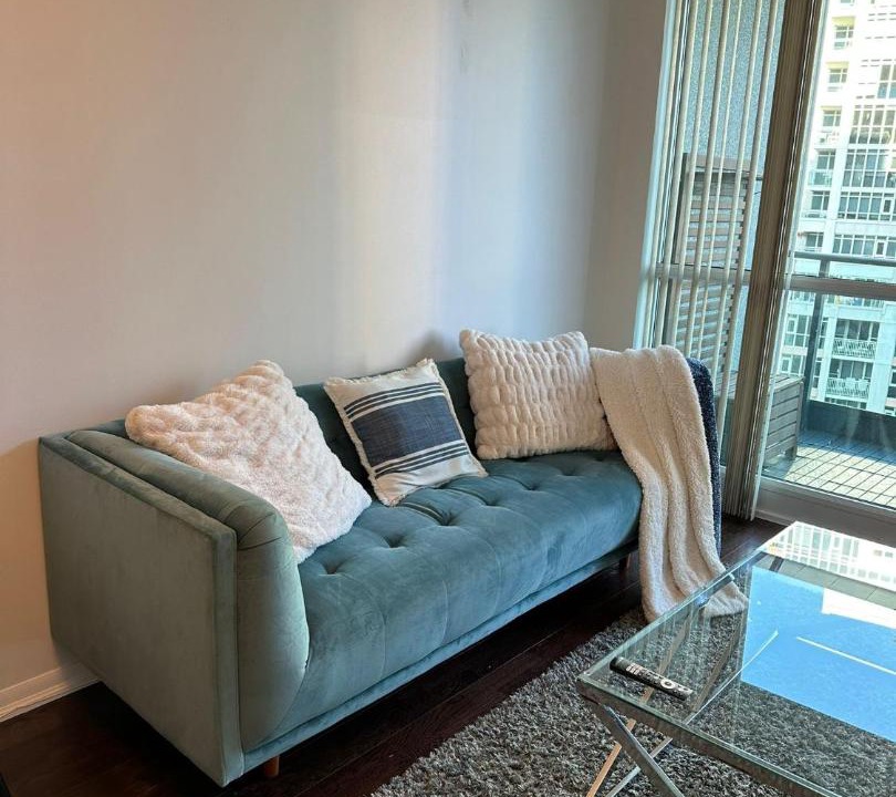 Photo of Livingroom in Fort York