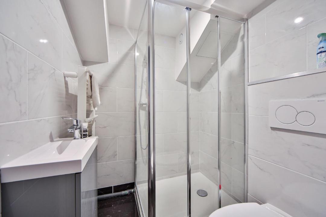 Photo of Bathroom in Charenton-le-Pont
