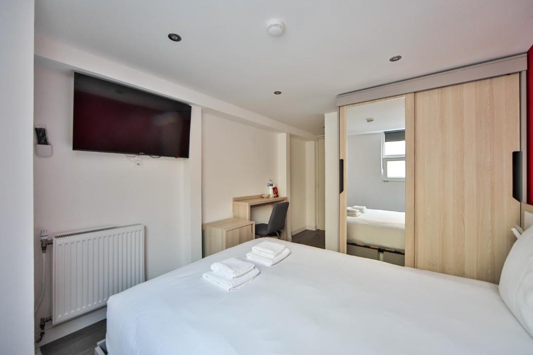 Photo of Bedroom in Charenton-le-Pont