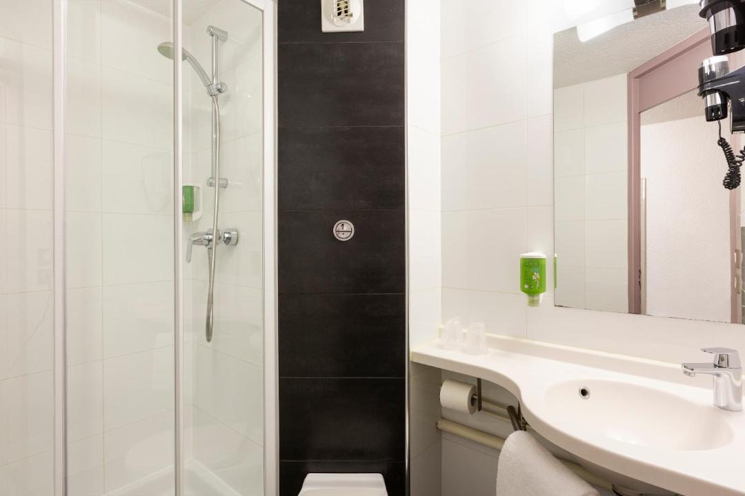 Photo of Bathroom in Chelles