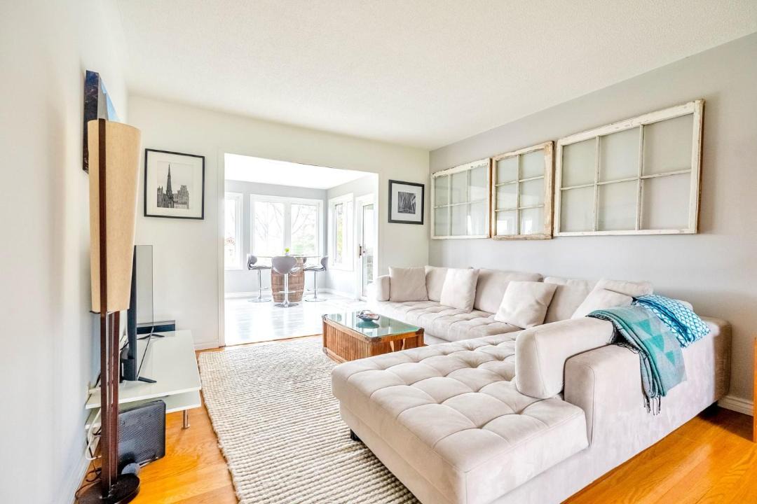 Photo of Livingroom in Hamilton