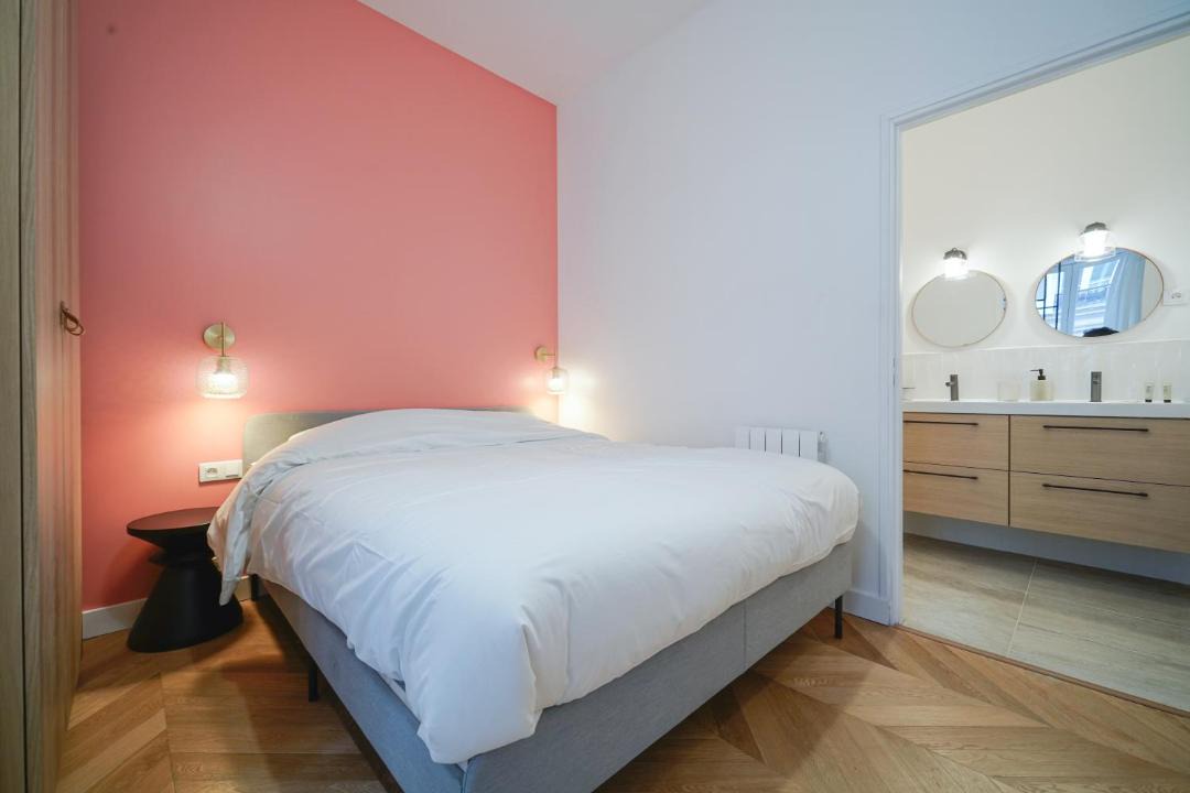 Photo of Bedroom in Quartier du Faubourg-Montmartre