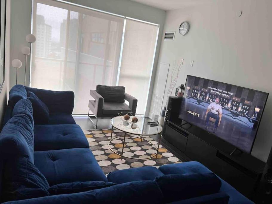 Photo of Livingroom in Weston