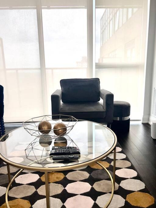 Photo of Livingroom in Weston